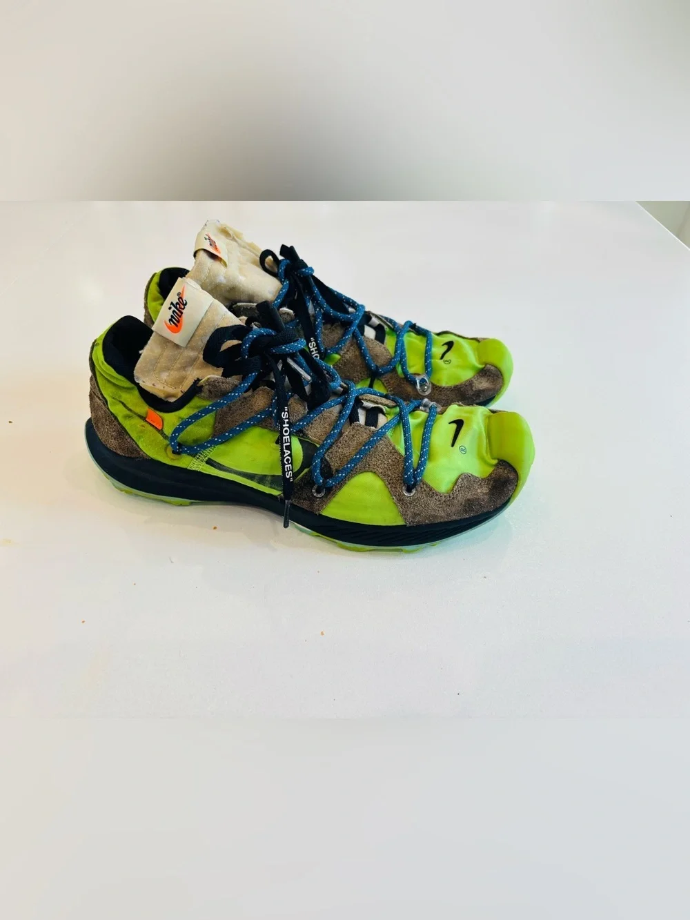 Nike Air Zoom Terra Kiger 5 off White Electric Green Running Men’s Shoe size 13
